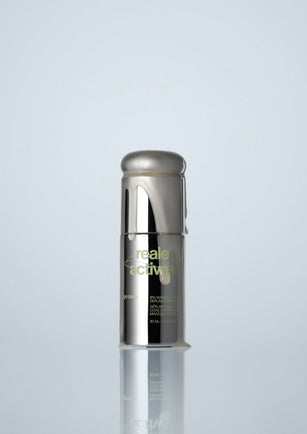 Go Deep Reale Actives with product